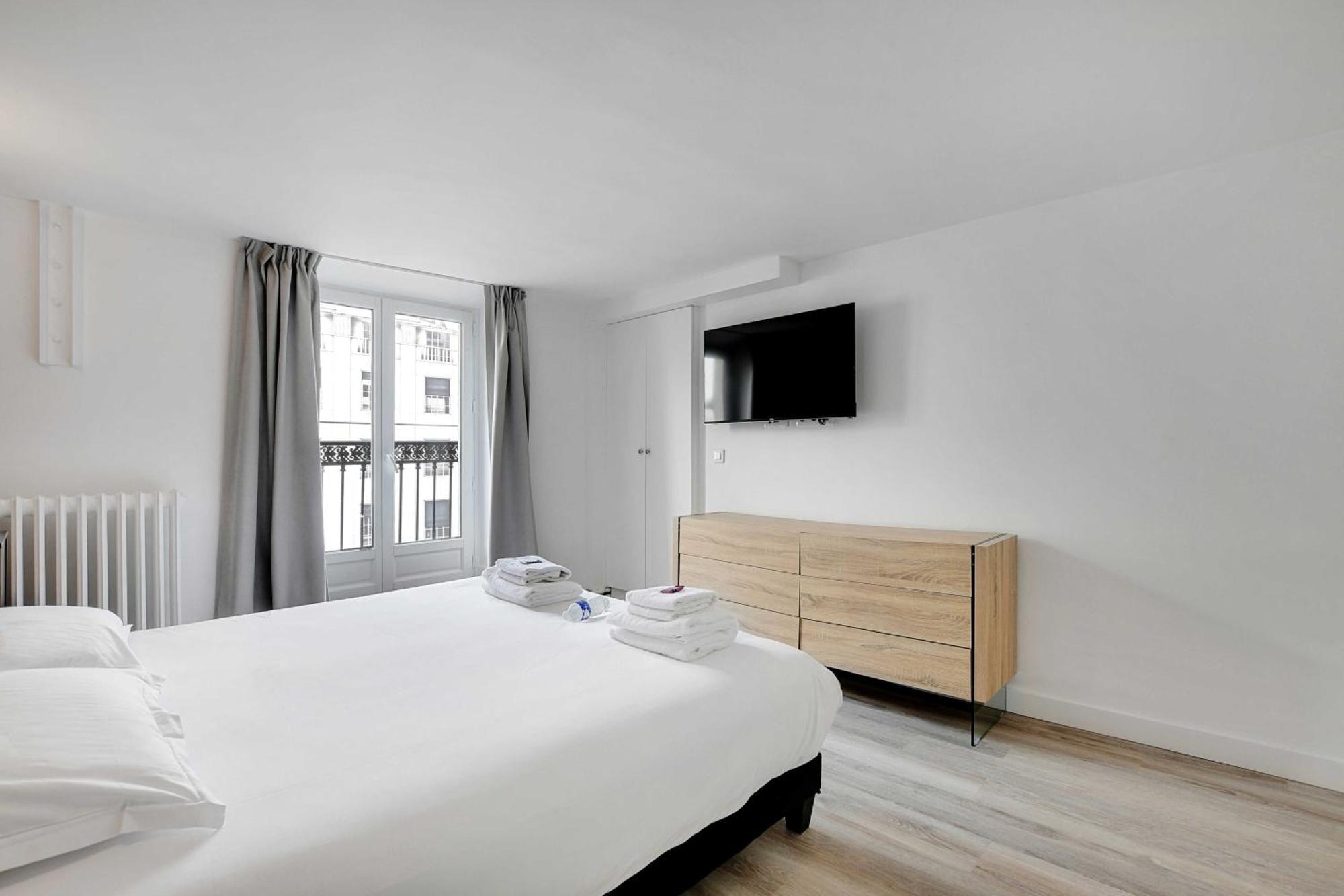 Cosy In The Heart Of Opera * Parigi
